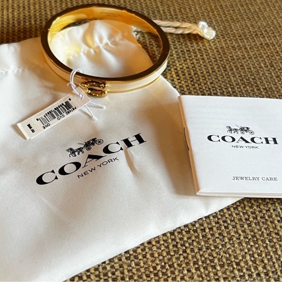 NWT COACH Signature Push Hinged Bangle - Picture 7 of 8